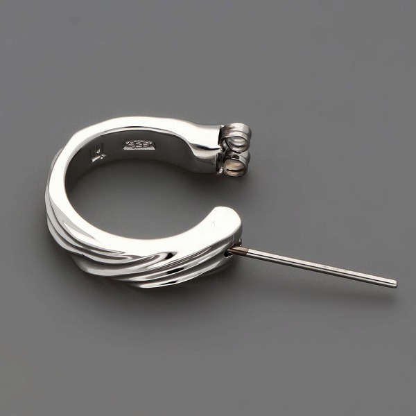 シルバーピアス