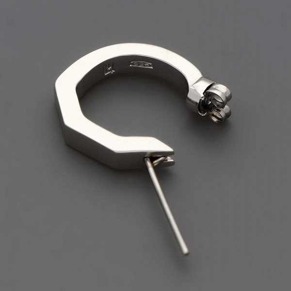 シルバーピアス