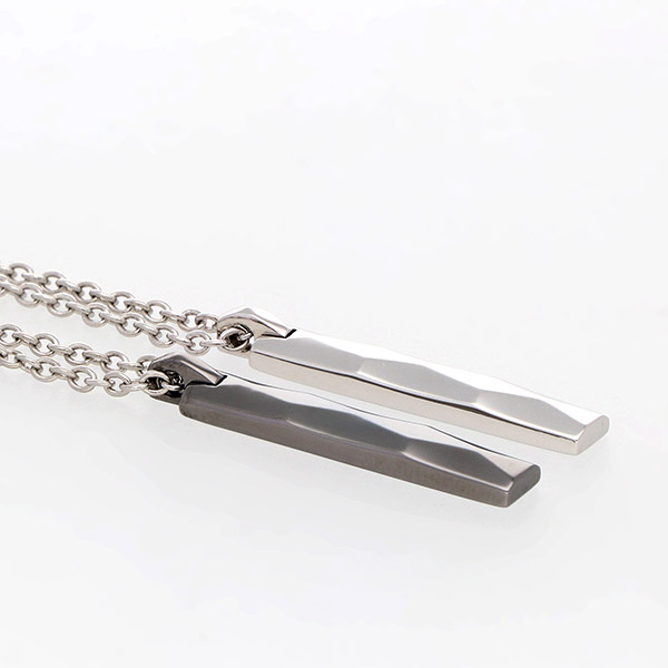 シルバーペアネックレス