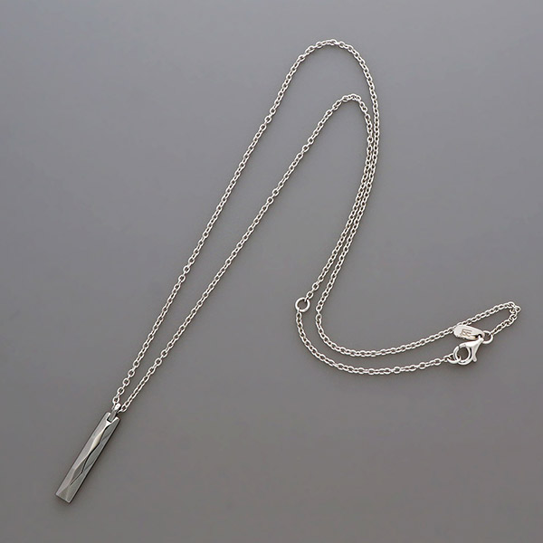 シルバーネックレス