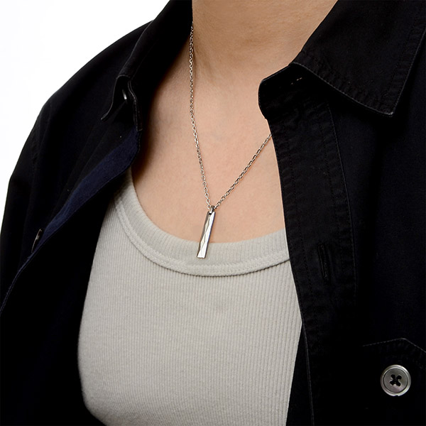 シルバーネックレス