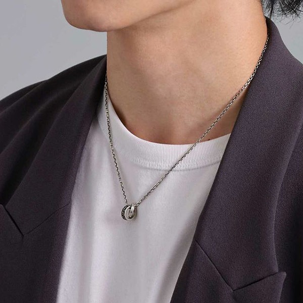 シルバーネックレス