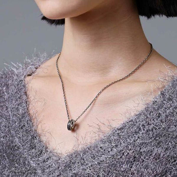 シルバーネックレス