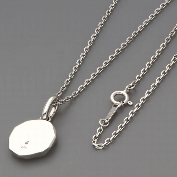 シルバーネックレス