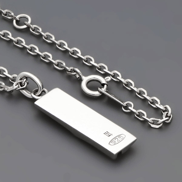 シルバーネックレス