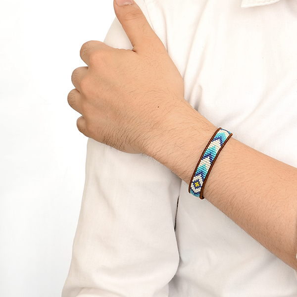 ビーズブレスレット