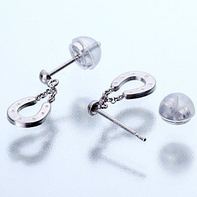 ホワイトゴールドスタッドピアス