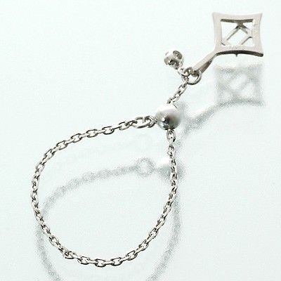 ホワイトゴールドリング