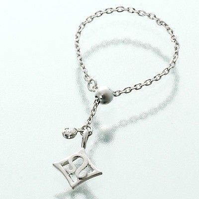 ホワイトゴールドリング