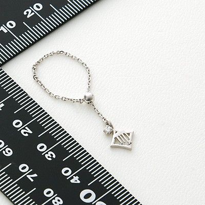 ホワイトゴールドリング