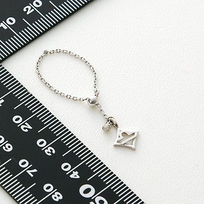 ホワイトゴールドリング