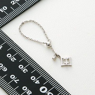 ホワイトゴールドリング