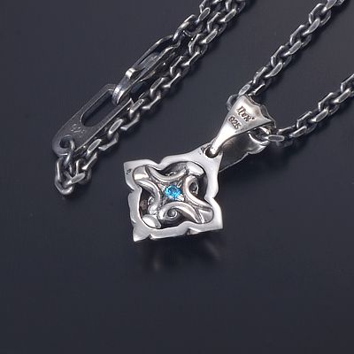 シルバーネックレス