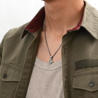 シルバーネックレス