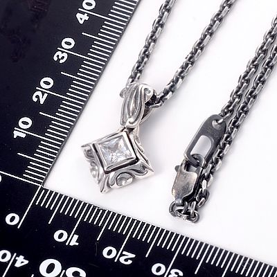 シルバーネックレス