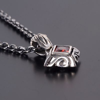 シルバーネックレス