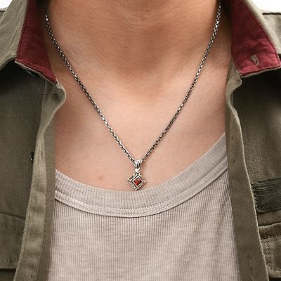 シルバーネックレス