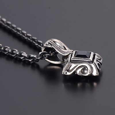 シルバーネックレス