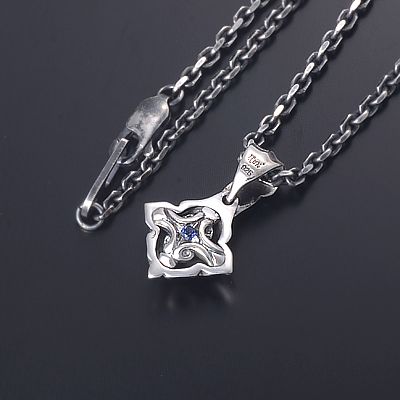 シルバーネックレス