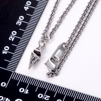 シルバーネックレス