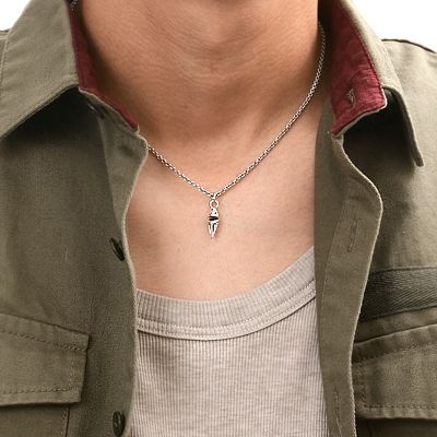 シルバーネックレス