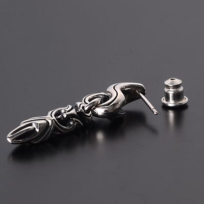 シルバースタッドピアス(片耳用)