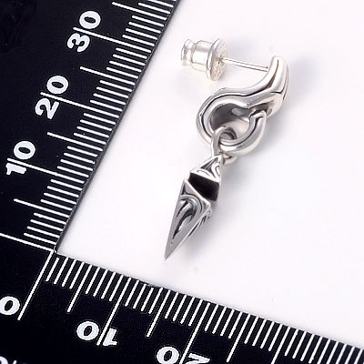 シルバースタッドピアス(片耳用)