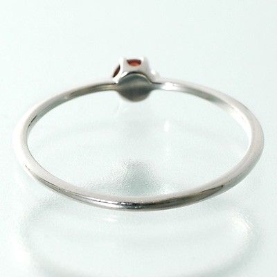 ホワイトゴールドリング