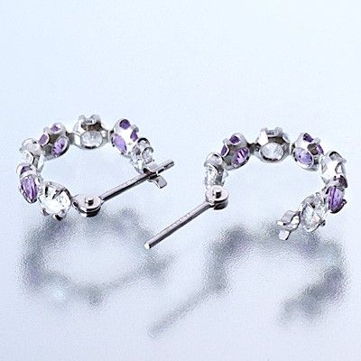 ホワイトゴールドフープピアス