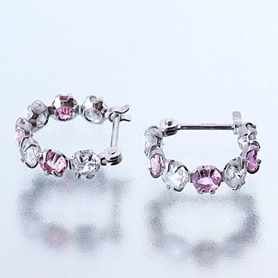 ホワイトゴールドフープピアス