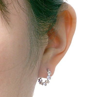 ホワイトゴールドフープピアス