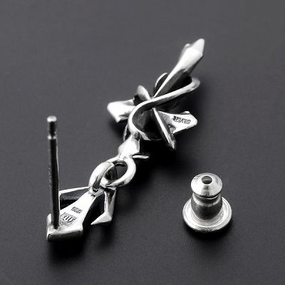 シルバースタッドピアス(片耳用)