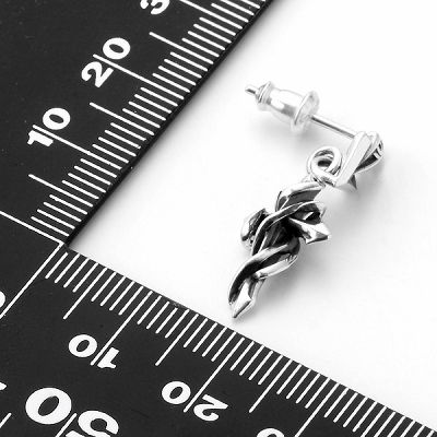 シルバースタッドピアス(片耳用)