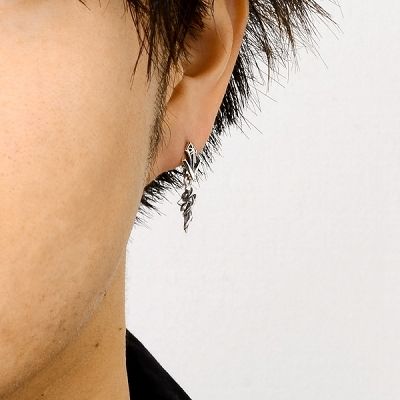 シルバースタッドピアス(片耳用)
