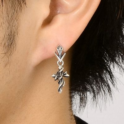 シルバースタッドピアス(片耳用)