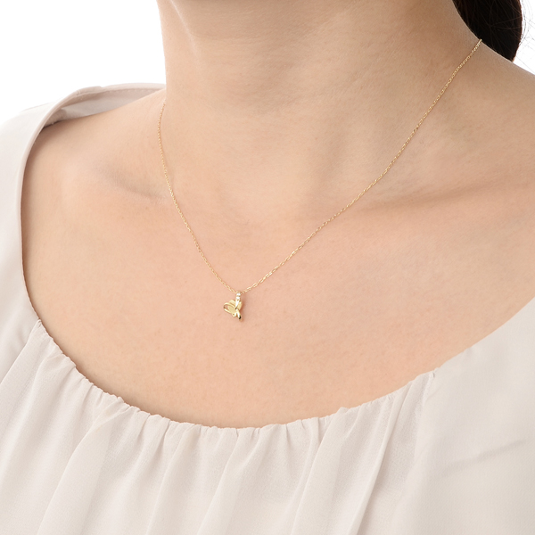 ゴールドネックレス