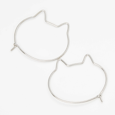 ホワイトゴールドピアス