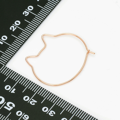 ピンクゴールドピアス