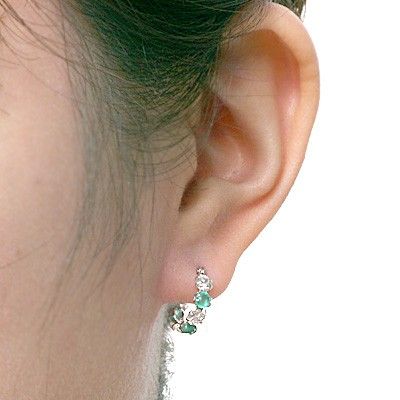 ホワイトゴールドフープピアス