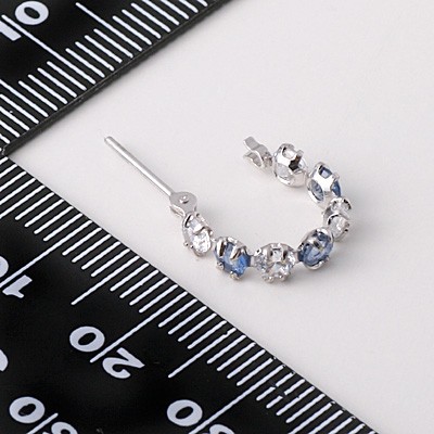 ホワイトゴールドフープピアス