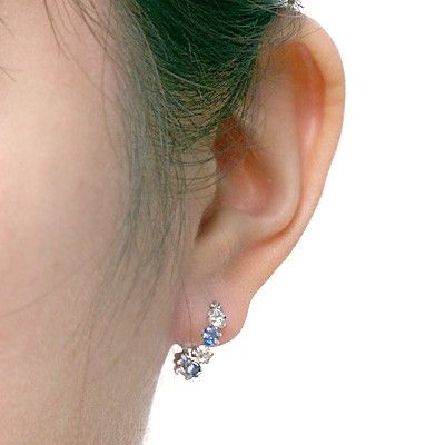 ホワイトゴールドフープピアス