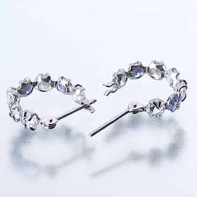 ホワイトゴールドフープピアス