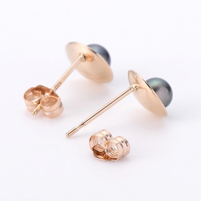 ピンクゴールドピアス