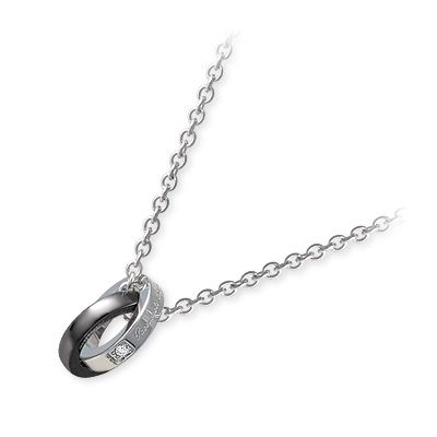 white clover ステンレスネックレス