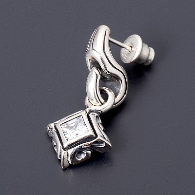 シルバースタッドピアス(片耳用)