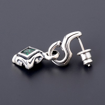 シルバースタッドピアス(片耳用)