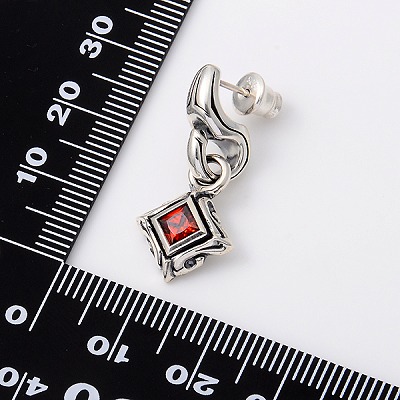 シルバースタッドピアス(片耳用)