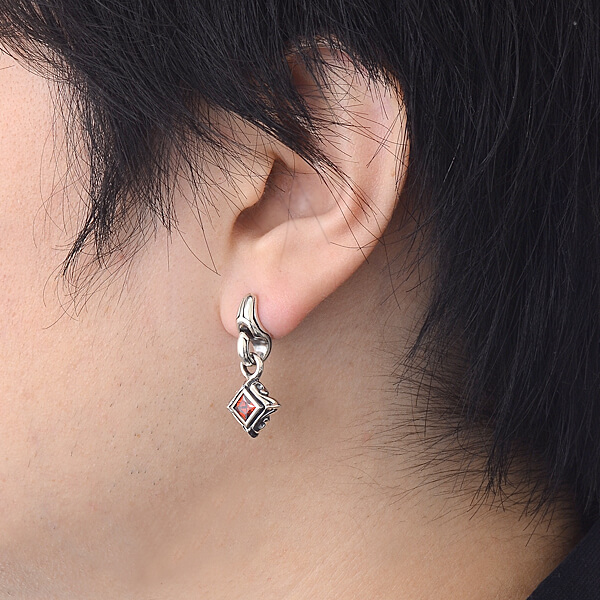 シルバースタッドピアス(片耳用)