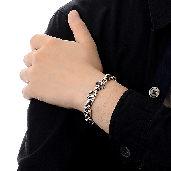 シルバーブレスレット