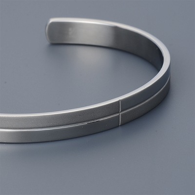 ステンレスバングル